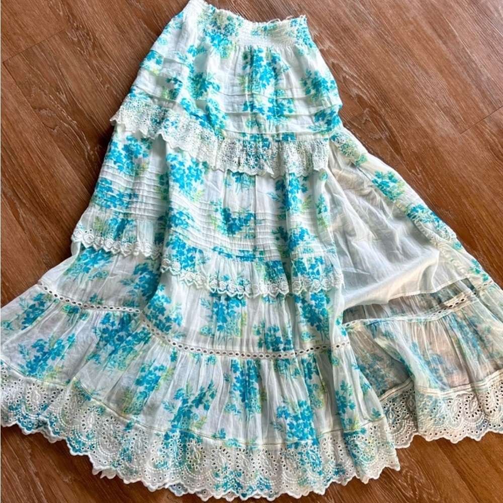 LOVE SHACK FANCY
Ariah Skirt – MAGIC TURQUOISE